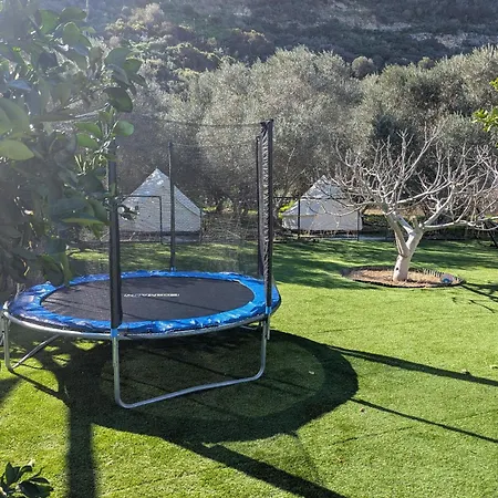 Campingplatz Geometry Park Glamping Agios Theodoros
